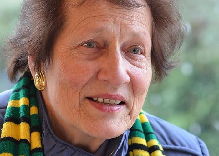 Holocaust Survivor Testimony - Ruth Barnett MBE